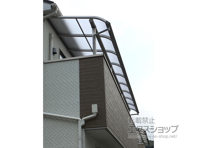 兵庫県加古郡播磨町ののバルコニー・ベランダ屋根 プレシオステラス R型 屋根タイプ 連棟 積雪〜20cm対応 施工例