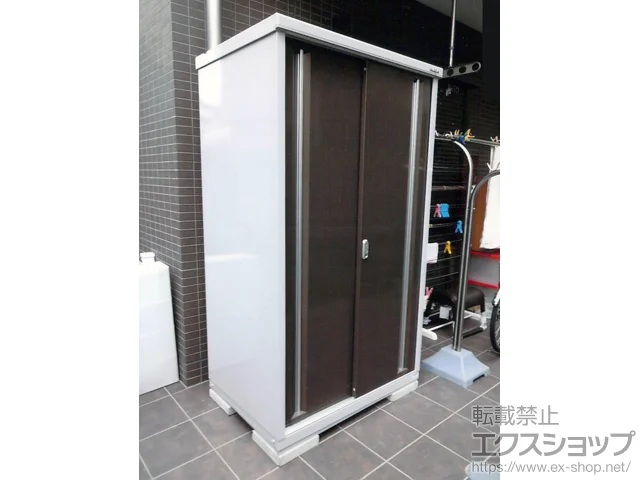 神奈川県川崎市のタクボの物置・収納・屋外倉庫 グランプレステージジャンプ 1120×750×1600 GP-117B-F-GS 施工例