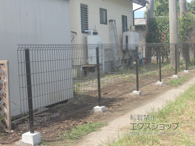 長野県塩尻市ののフェンス・柵 イーネットフェンス2F型 自由柱施工 施工例