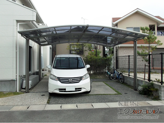 福岡県春日市ののカーポート ネスカR (ラウンドスタイル) ワイド 積雪〜20cm対応 施工例