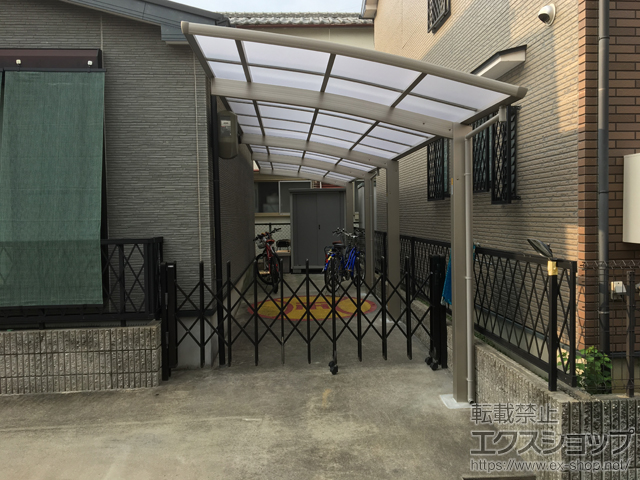 大阪府枚方市ののカーポート プレシオスポート 縦連棟 積雪〜20cm対応 施工例
