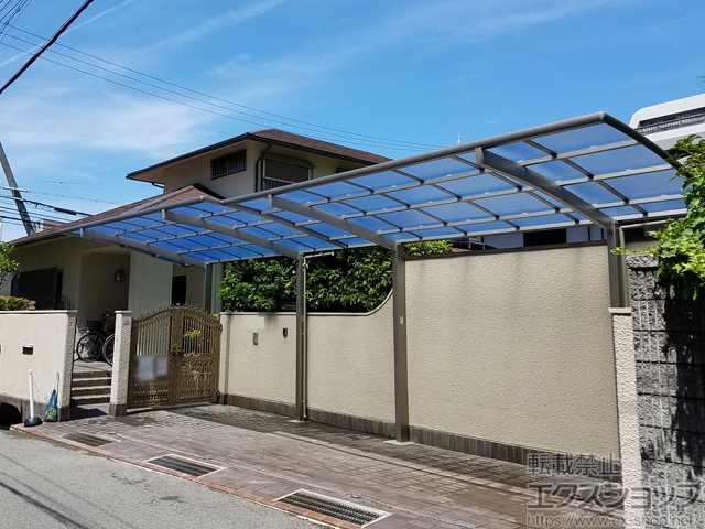 兵庫県尼崎市ののカーポート ネスカR (ラウンドスタイル) 積雪〜20cm対応 施工例