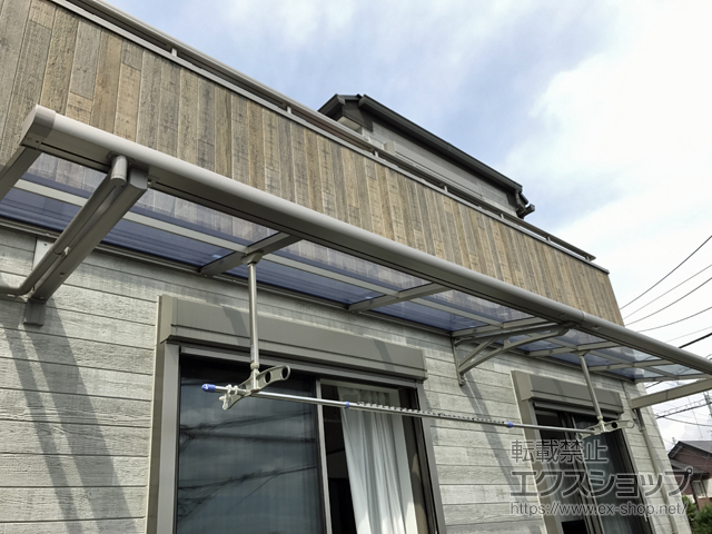神奈川県横浜市ののバルコニー・ベランダ屋根 スピーネ F型 ルーフタイプ 単体 積雪〜20cm対応 施工例