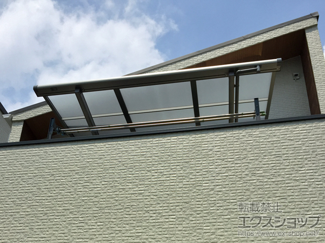 千葉県船橋市ののバルコニー・ベランダ屋根 スピーネ F型 ルーフタイプ 単体 積雪〜20cm対応 施工例