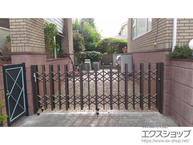 千葉県柏市ののカーゲート アルシャインII HW型Aタイプ ノンレール 片開き 320S 施工例