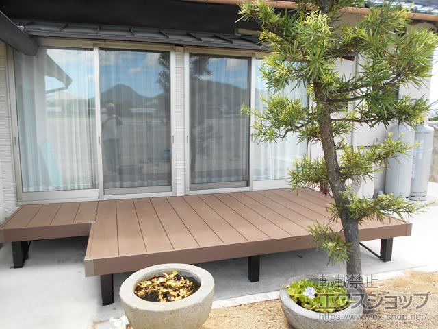 香川県仲多度郡まんのう町ののウッドデッキ リウッドデッキ 200※出幅違い納まり 施工例
