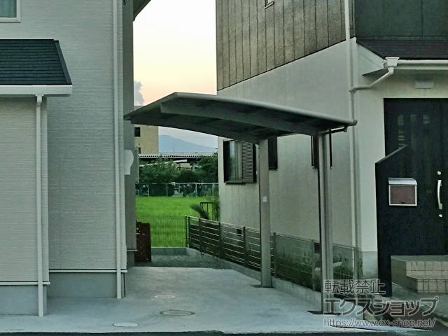 奈良県奈良市ののカーポート ネスカR (ラウンドスタイル) 積雪〜20cm対応 施工例