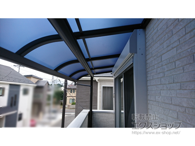 神奈川県横浜市ののバルコニー・ベランダ屋根 プレシオステラス R型 屋根タイプ 連棟 積雪〜20cm対応 施工例