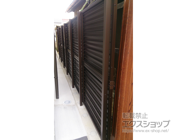 愛知県名古屋市ののフェンス・柵 ミエーネフェンス 目隠しルーバータイプ 自由柱　※柱別途 施工例