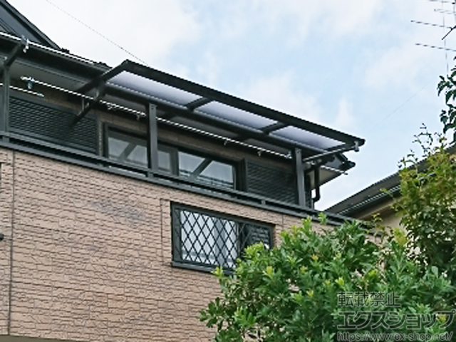 東京都清瀬市ののバルコニー・ベランダ屋根 プレシオステラス F型 屋根タイプ 単体 積雪〜20cm対応 施工例