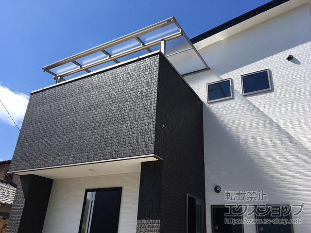 福岡県福岡市ののバルコニー・ベランダ屋根 ヴェクターテラス F型 屋根タイプ 単体 積雪〜20cm対応 施工例