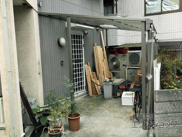 神奈川県相模原市ののテラス屋根 スピーネ F型 テラスタイプ 単体 積雪〜20cm対応※正面台形・はね出し納まり 施工例