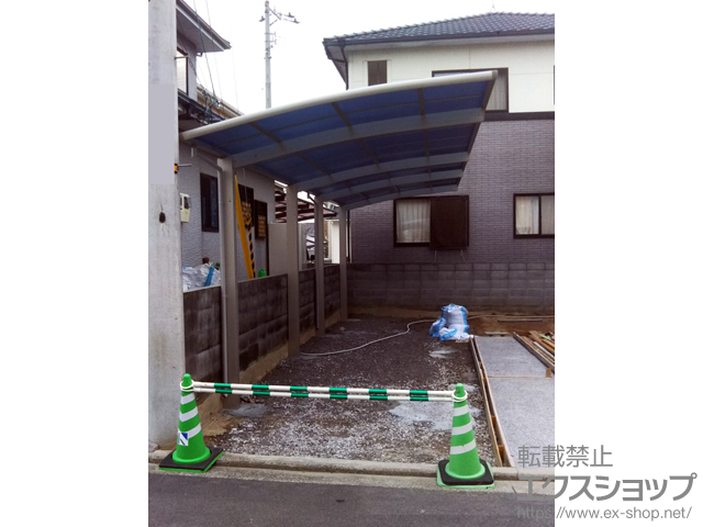 愛媛県松山市ののカーポート レイナポートグラン 縦連棟　積雪〜20cm対応 施工例
