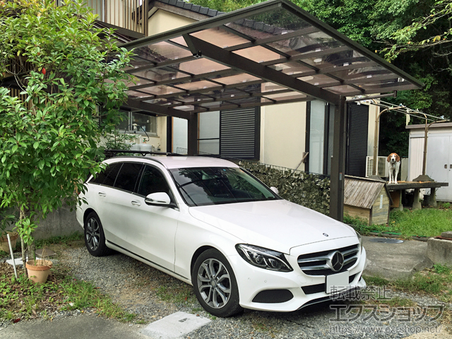 静岡県伊豆の国市ののカーポート フーゴF (フラットスタイル) 積雪〜20cm対応 施工例