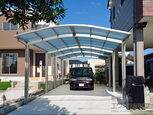 愛知県安城市ののカーポート レイナツインポートグラン 縦連棟　積雪〜20cm対応 施工例