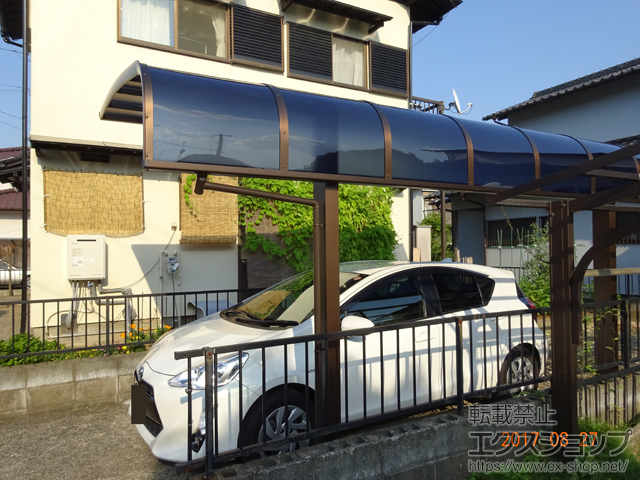 佐賀県三養基郡基山町ののカーポート レイナキャップポートグラン　積雪〜20cm対応 施工例