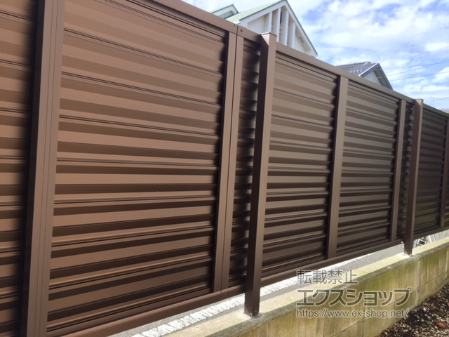 東京都町田市ののフェンス・柵 ミエーネフェンス 目隠しルーバータイプ 自由柱施工 施工例