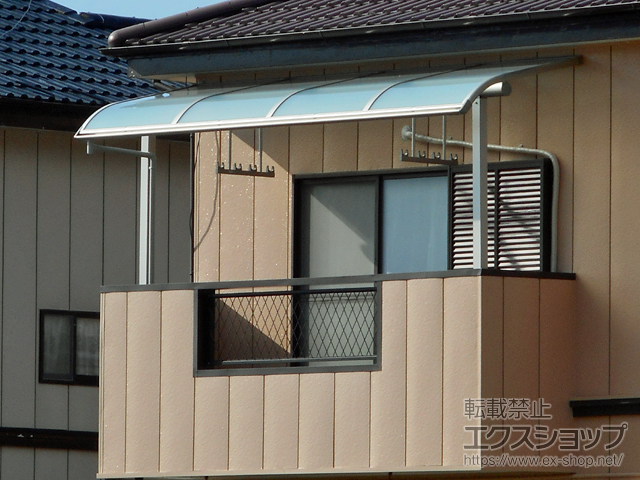 高知県香南市ののバルコニー・ベランダ屋根 ヴェクターテラス R型 屋根タイプ 単体 積雪〜20cm対応 施工例