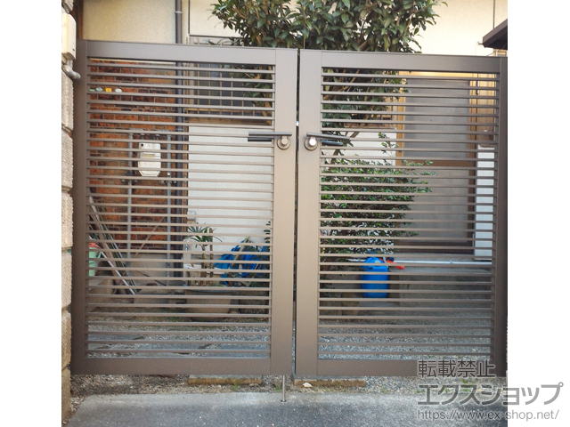 福岡県久留米市のの門扉 プレスタ門扉 1型 細横桟 両開き 柱使用 施工例