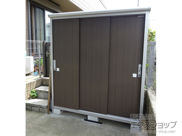 千葉県市原市のの物置・屋外倉庫 エスモ 一般型 1797×520×1959 ESE-1805A-DW 施工例