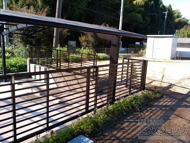 鹿児島県日置市ののフェンス・柵 シンプレオフェンス9型 横粗格子 自由柱施工 施工例