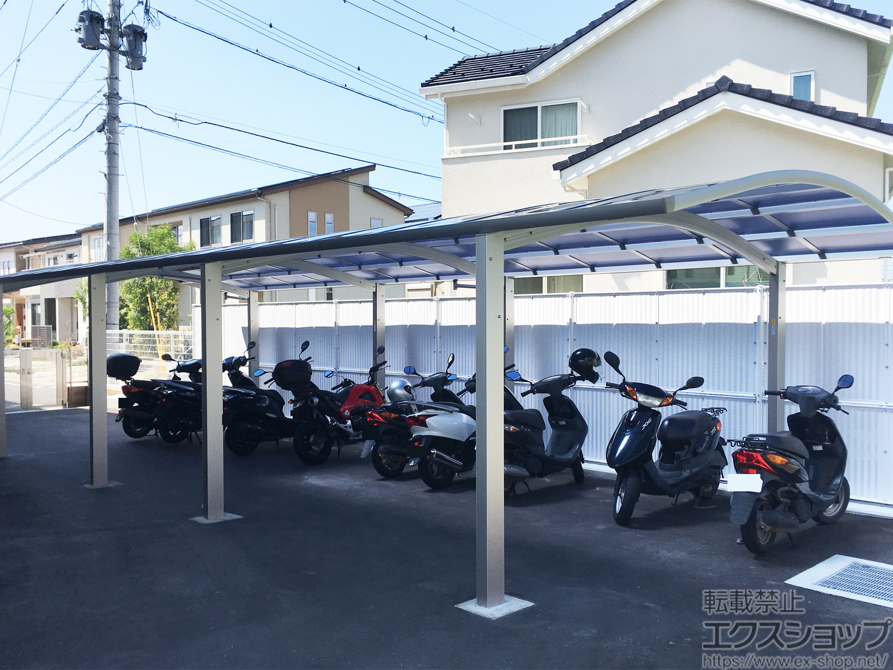 福岡県福岡市ののカーポート レイナツインポートグラン 縦連棟　積雪〜20cm対応 施工例