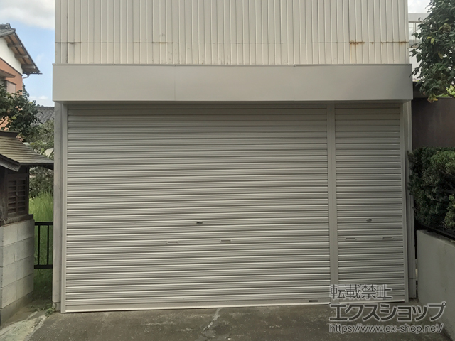 千葉県東金市ののガレージシャッター プラテアII スチールタイプ 手動式 施工例