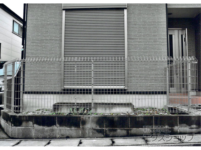 千葉県松戸市ののフェンス・柵 メッシュフェンス G10-R 自由柱 施工例