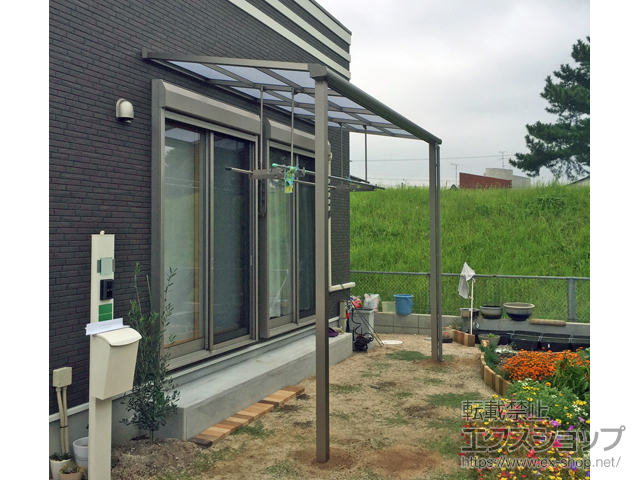 山口県下関市ののテラス屋根 スピーネ F型 テラスタイプ 単体 積雪〜20cm対応 施工例