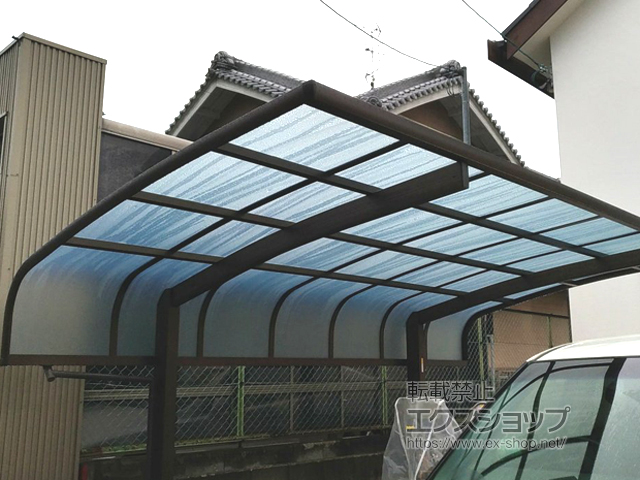 大阪府柏原市ののカーポート レイナキャップポートグラン　積雪〜20cm対応 施工例