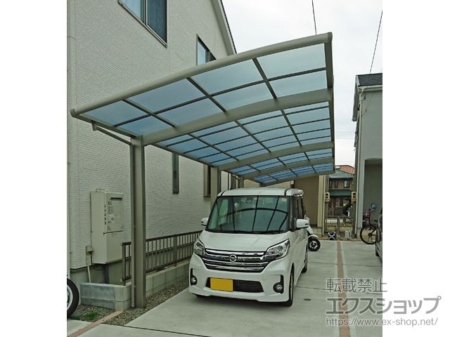 愛知県小牧市ののカーポート ネスカR (ラウンドスタイル) 縦連棟 積雪〜20cm対応 施工例