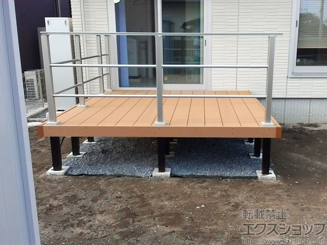 群馬県高崎市ののウッドデッキ リウッドデッキ 200 施工例