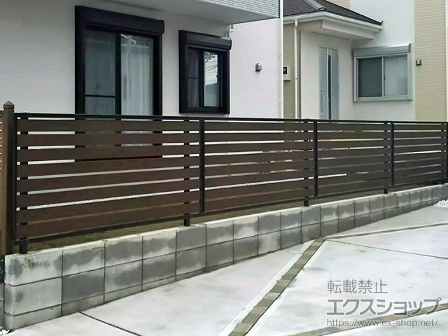 千葉県香取市ののフェンス・柵 モクアルフェンス 横板タイプ 自由柱施工 施工例