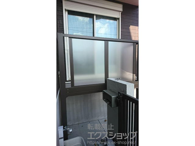 神奈川県横須賀市のLIXIL リクシル（トステム）のバルコニー ビューステージHスタイル パネルマット 単体 柱建て式 施工例