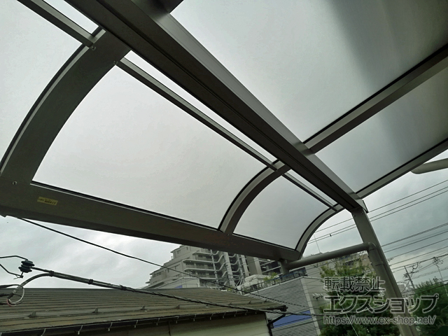 東京都東村山市ののバルコニー・ベランダ屋根 スピーネ R型 屋根タイプ 単体 積雪〜20cm対応 施工例