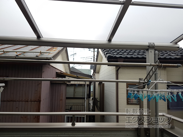 埼玉県志木市ののバルコニー・ベランダ屋根 プレシオステラス F型 屋根タイプ 単体 積雪〜20cm対応 施工例