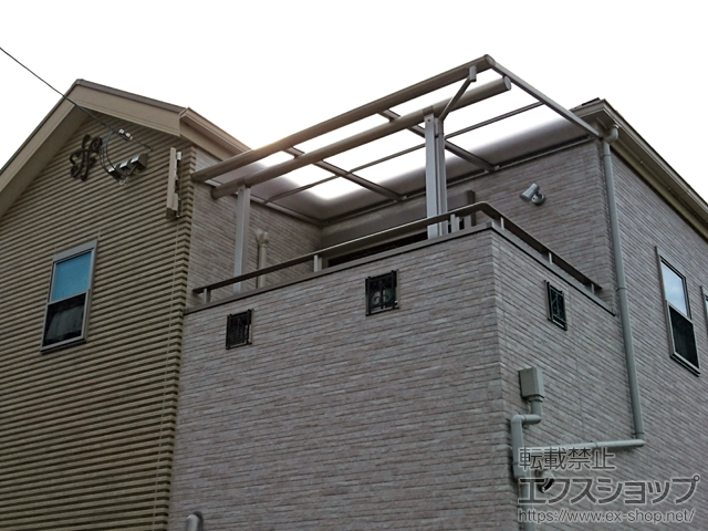 大阪府枚方市ののバルコニー・ベランダ屋根 ヴェクターテラス F型 屋根タイプ 単体 積雪〜20cm対応 施工例