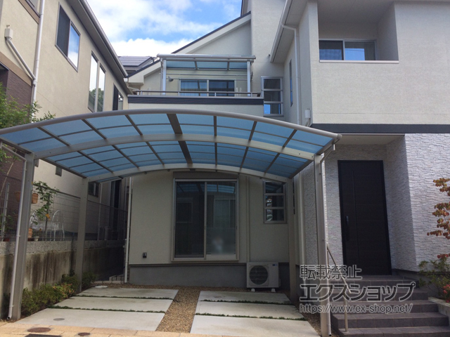 兵庫県西宮市ののバルコニー・ベランダ屋根 ヴェクターテラス R型 屋根タイプ 単体 積雪〜20cm対応 施工例