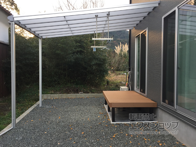 佐賀県武雄市ののテラス屋根 ヴェクターテラス F型 ビッグサイズ 単体 積雪〜20cm対応 施工例