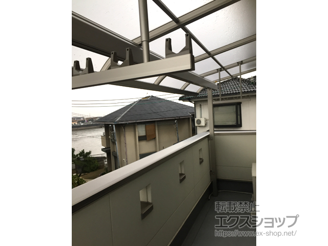 大阪府堺市ののバルコニー・ベランダ屋根 ヴェクターテラス R型 屋根タイプ 単体 積雪〜20cm対応 施工例