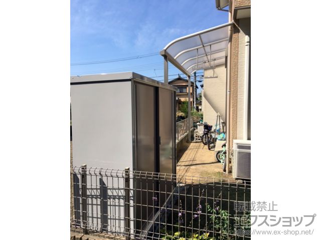 京都府京都市ののテラス屋根 ヴェクターテラス R型 テラスタイプ 単体 積雪〜20cm対応＋吊り下げ式物干し 標準 2本入り 施工例