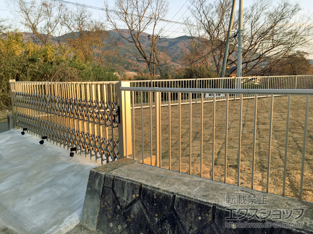 茨城県つくば市ののフェンス・柵 ミエッタフェンス 防犯たて格子タイプ 自由柱施工 施工例