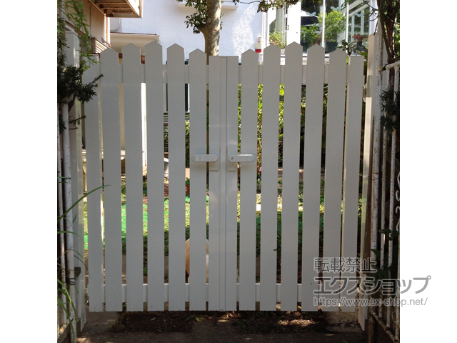 神奈川県鎌倉市のの門扉 シンプレオ門扉A1型 アメリカン 両開き 門柱使用 施工例