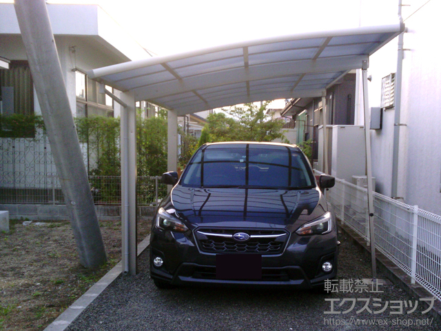 鹿児島県霧島市ののカーポート レイナポートグラン　積雪〜20cm対応＋着脱式サポート 標準・ハイルーフ兼用 2本入り 施工例