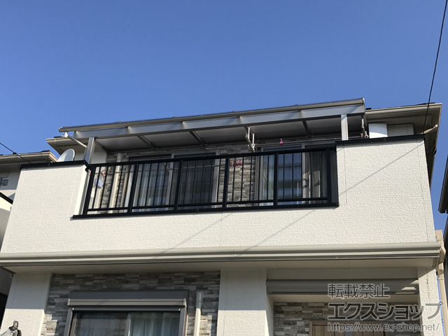 埼玉県越谷市ののバルコニー・ベランダ屋根 ヴェクターテラス R型 屋根タイプ 単体 積雪〜20cm対応 施工例