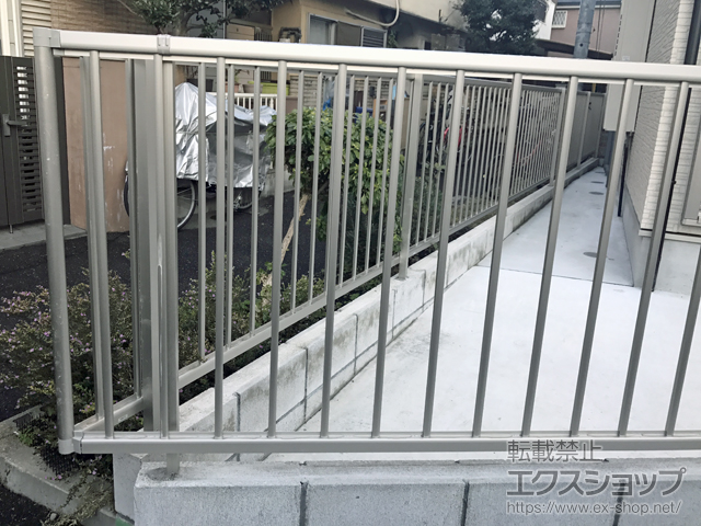 大阪府東大阪市ののフェンス・柵 ミエッタフェンス 防犯たて格子タイプ 自由柱施工 施工例