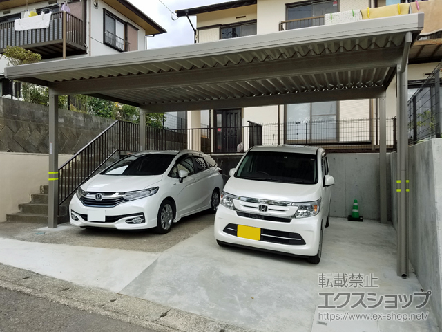 静岡県裾野市のLIXIL リクシル（トステム）のカーポート テリオスポートIII 1500 2台用 角柱4本仕様 積雪〜50cm対応 施工例