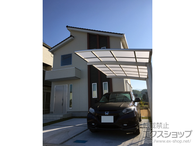 奈良県天理市ののカーポート ネスカR (ラウンドスタイル) 積雪〜20cm対応 施工例