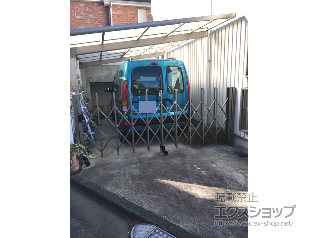 神奈川県横浜市ののカーゲート トリップゲート RA型 ノンレール 片開き 30S ※施錠機能なし 施工例