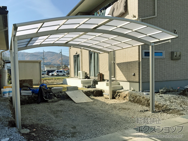 長野県諏訪市ののカーポート プレシオスポート ワイド 積雪〜20cm対応 施工例